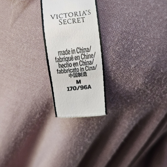 Vintage Pretty Victoria's Secret Nightie Slip - Picture 5 of 6